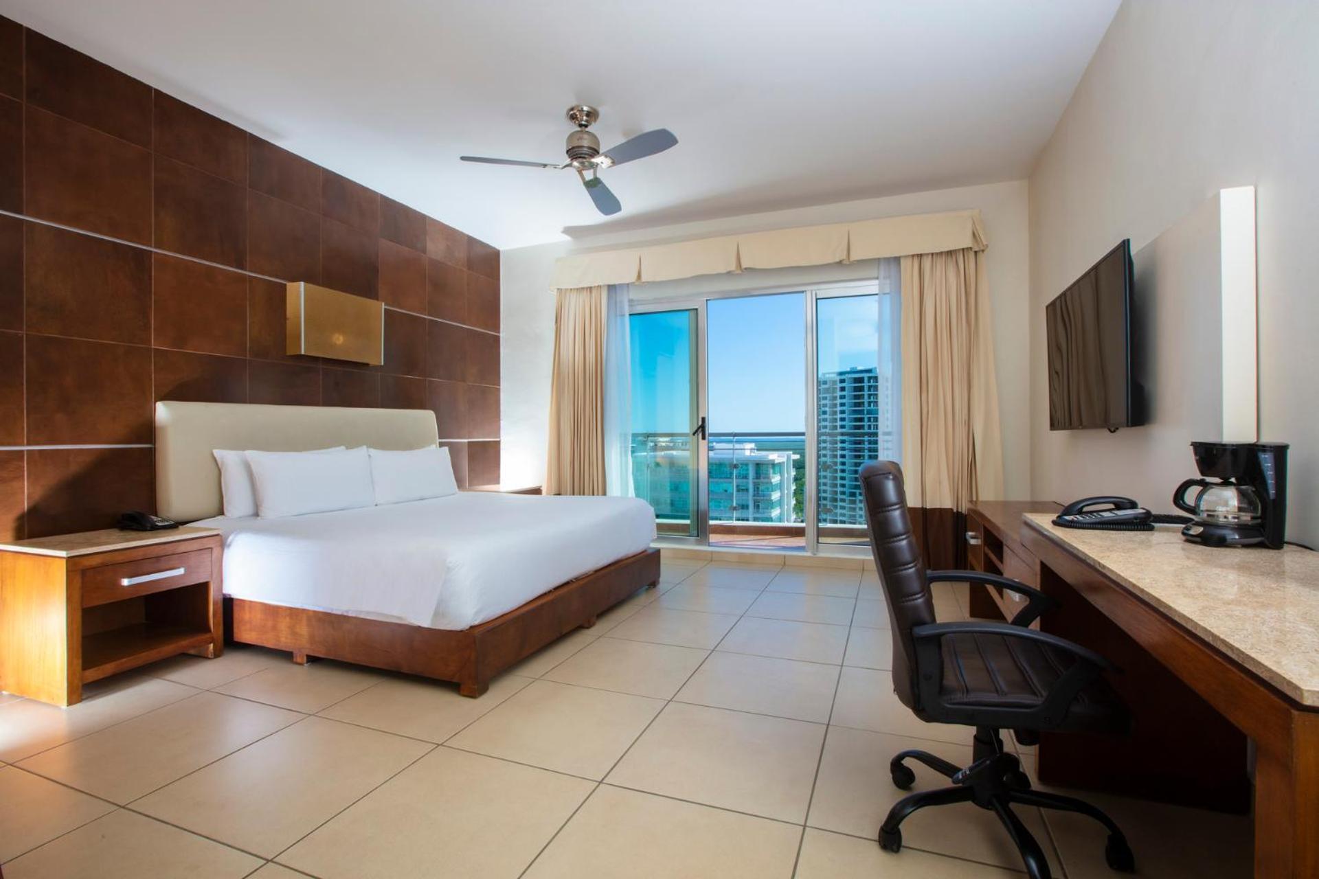Krystal Urban Cancun & Beach Club Екстер'єр фото